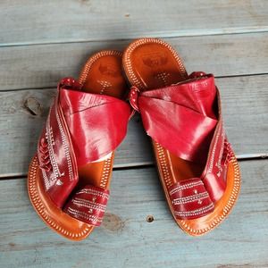 Saudi Madas Sandals Unisex M 9 W 11 Red Maroon Leather Handcrafted Cushioned NEW